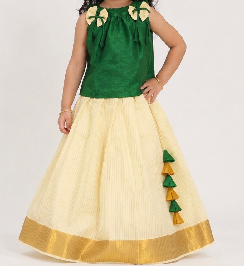 Traditional Sleeveless Ethnic Set for Girls - Image 2