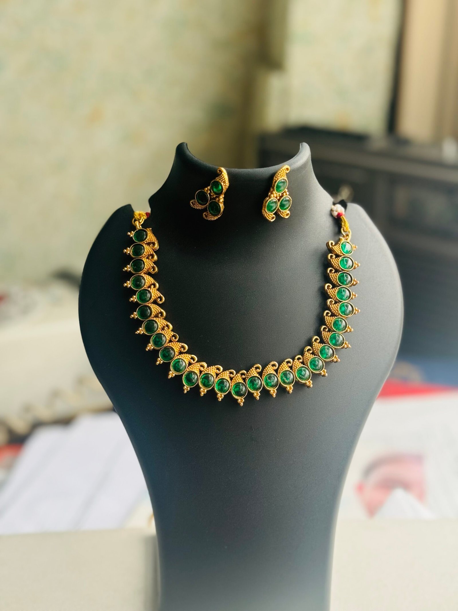 Green Jewelry Set